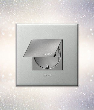 W 르그랑 아테오 유럽형 커버 콘센트 통신조합